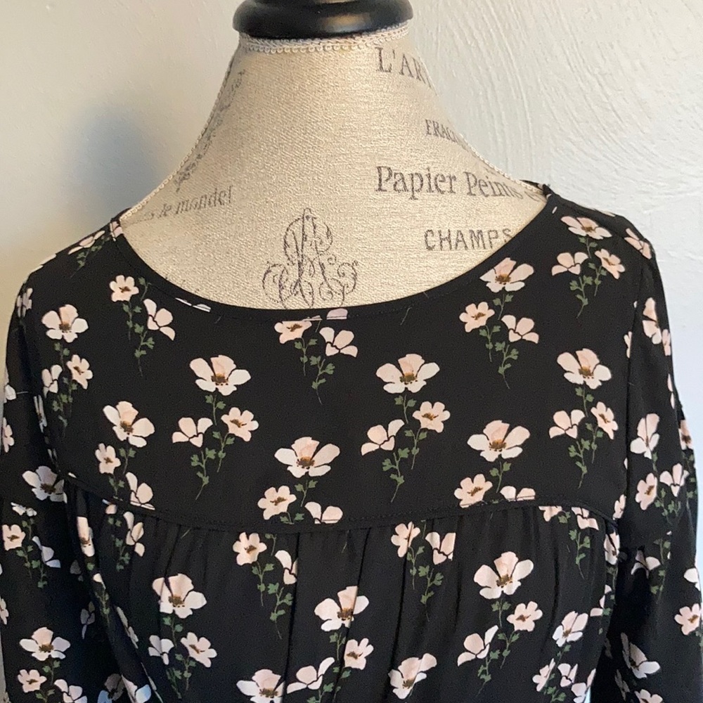 Gap Floral Bell Sleeve Dress - Picture 8 of 8